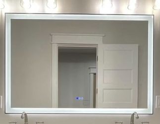 LOAAO 32inX32 LED Bathroom Mirror with Lights,Anti-fog