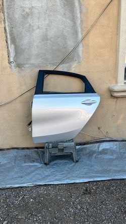 2019/24 Kia forte left Side LH rear complete door