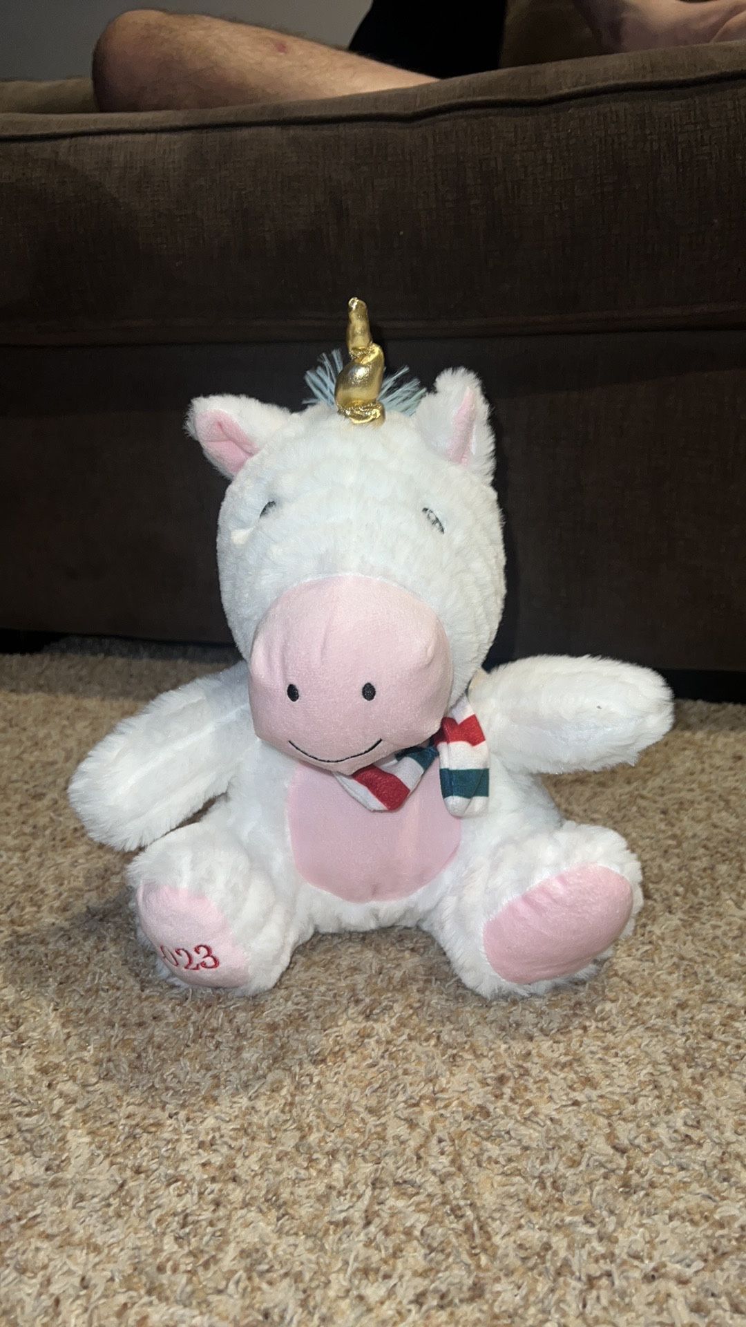 2023 PETSMART BLISS THE UNICORN PLUSH PET TOY WITH SQUEAKER. NWOT