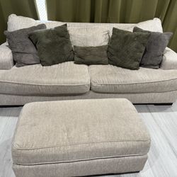 3 Seater couch with ottoman Included