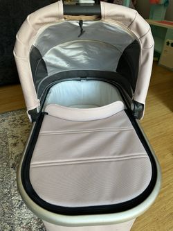 Uppababy Pink Bassinet