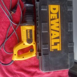 DeWalt Saw Saw