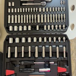 Tool Box 123 Piece Set 