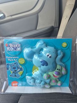 Blue's Clues room decor
