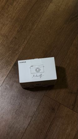 FUJIFILM X Half Digital Camera