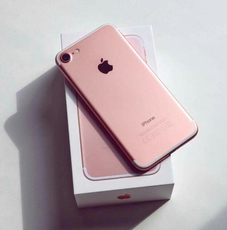 IPhone 7, 128Gb UNLOCKED//Excellent Condition, Looks like New//Price is Negotiable