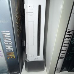 M0dded Wii Bundle Controllers, Mario Kart Wheel And Game