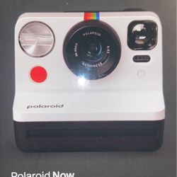 Polaroid NOW instant Camera