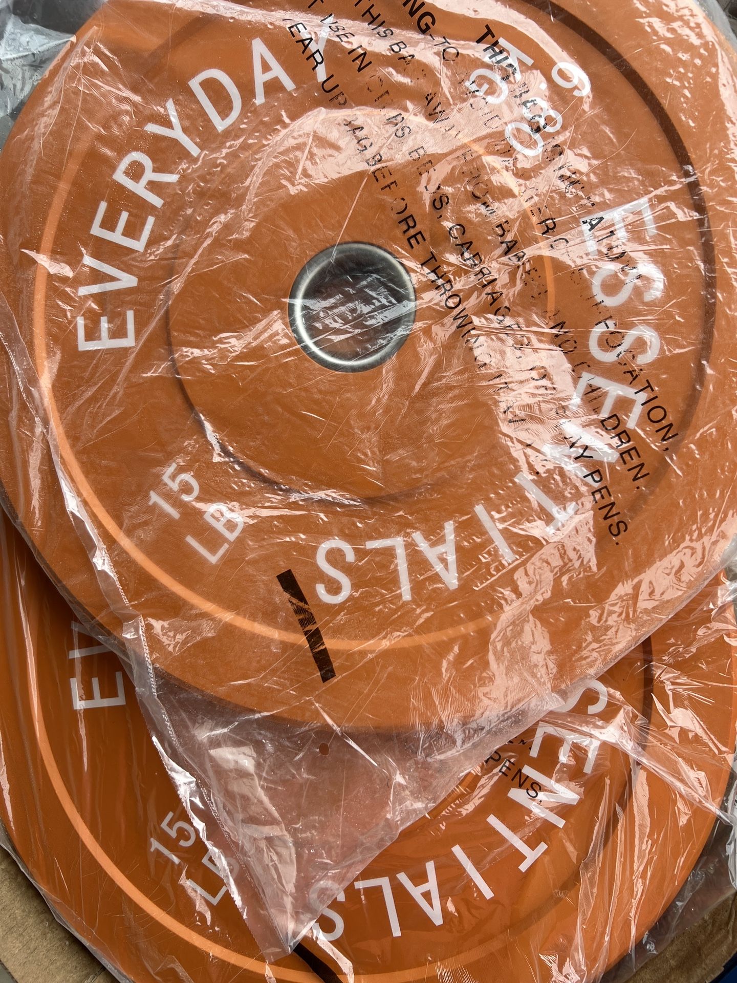 30LB 2X 15Lb Bumper Plate Weight Olympic Plate BRAND NEW IN BOX