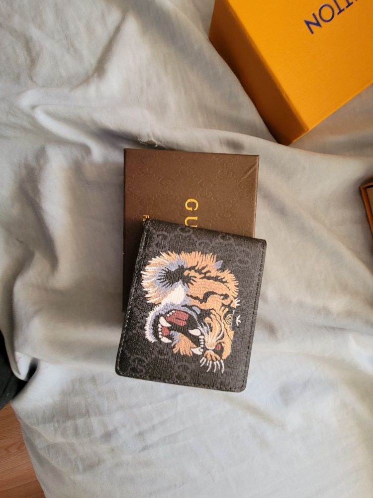 Gucci tiger men's wallet