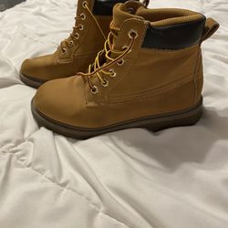 Boys Size 4 Boots & Shoes