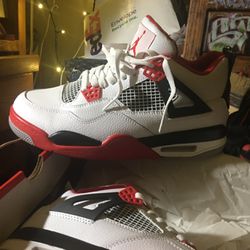 Nike Air Jordan’s #4Retro White Bulk &Red