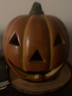 Halloween Jack-O-Lantern Pumpkin Decoration