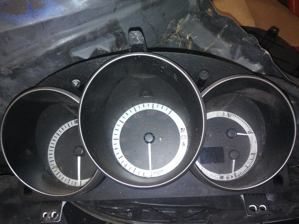 Mazda 3 Dash Guage cluster 2007-2009 Speedo etc Great shape.