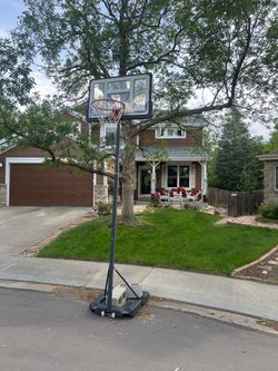 Basketball hoop