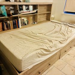 Twin Daybed W/bookcase and Drawers
