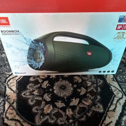 GREEN RARE JBL BOOMBOX 