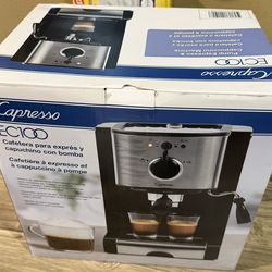 Capresso EC100 espresso & cappuccino machine