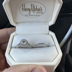 💍 Stunning Diamond Engagement & Wedding Ring Set – White Gold – Resizable