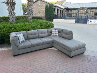 *FREE DELIVERY* Gray L Shaped Sectional Sofa