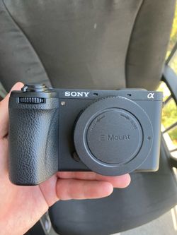 Sony a6700