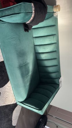 Green couch,sofa and chair