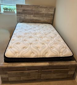 Queen Storage Bed with Hybrid Mattress – Excellent Condition