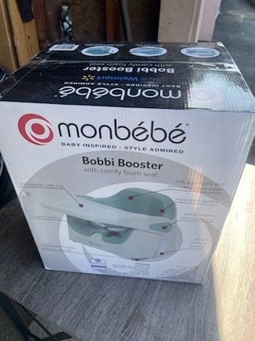 Monbebe Boster