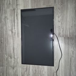 32" Element Flat Screen