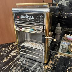 Lavazza espresso point + 200 pods
