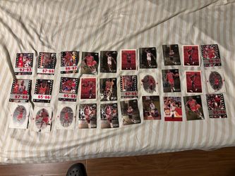 Micheal Jordan cards lot
