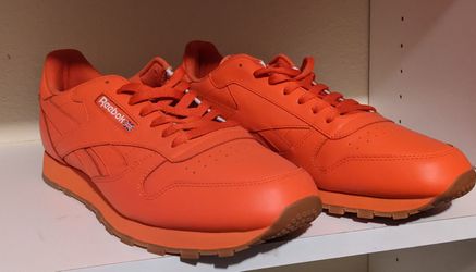 REEBOK CLASSIC 13", Gently Used