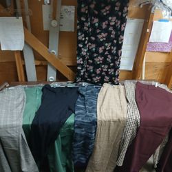 8 Pairs Of NEW Cargo  & Stretch Pants , Ladies Size 26(4X)