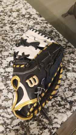 Wilson A2000 firstbase glove