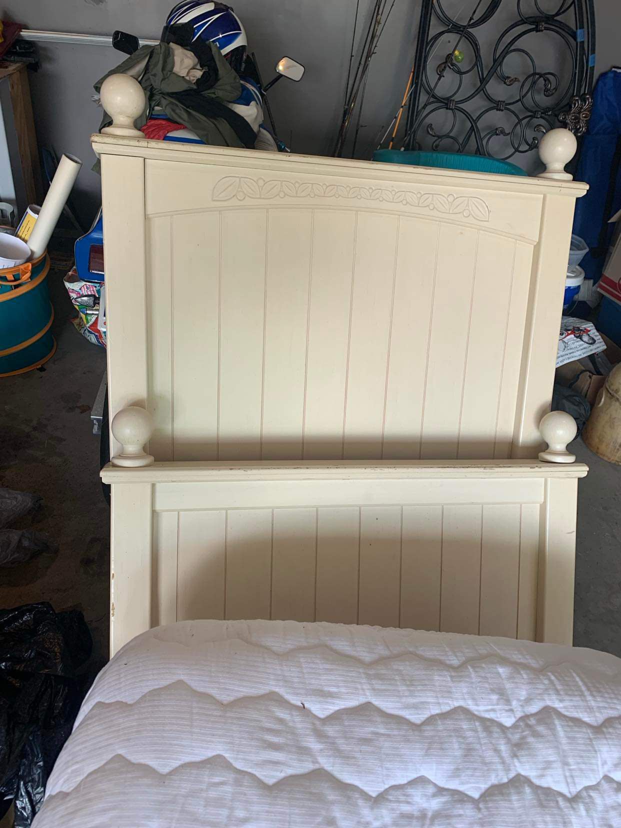 Ashley Furniture Twin Bed