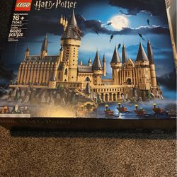 Sealed Harry Potter Hogwarts Castle 71043
