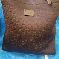 Michael Kors Tufted Neoprene Jet Set Tote