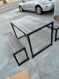 Dining set
