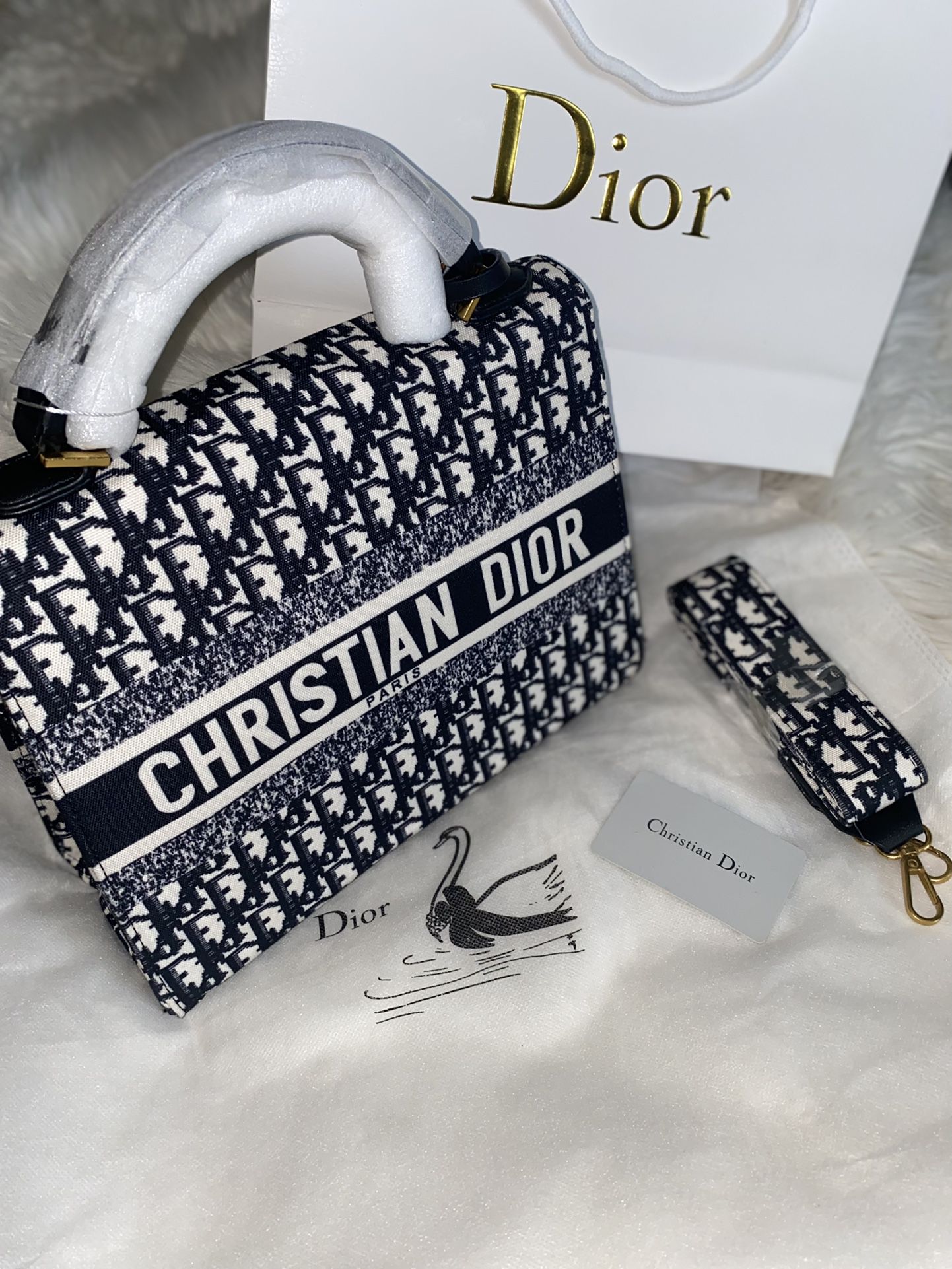 Christian Dior Handbag 👜 