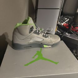 JORDAN 5 RETRO GREEN BEANS