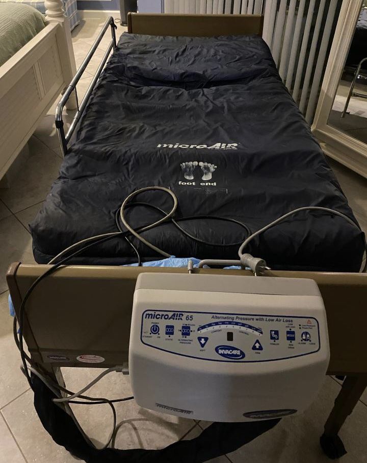Invacare microAIR MA65 Alternating Pressure Twin Mattress With Frame