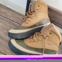 Nike Acg Boots Like New 6.5y