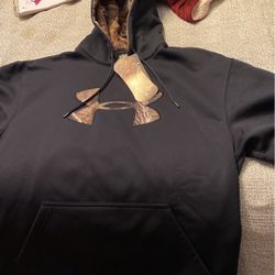 New Under Armor Sizelarge