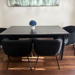 Black Wood Dinning Table