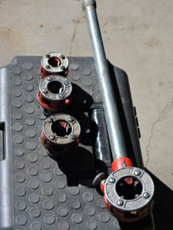 RIDGID Heavy Duty Pipe Threader Set of 4- 1"+  3/4" +1/2" + 3/8"