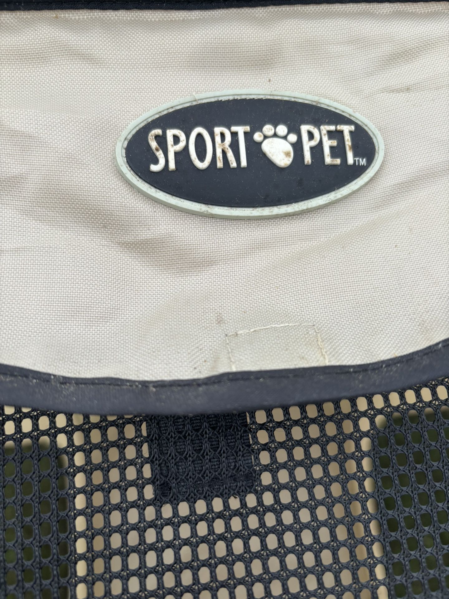 Portable pet cage flexible 40 long 25 wide