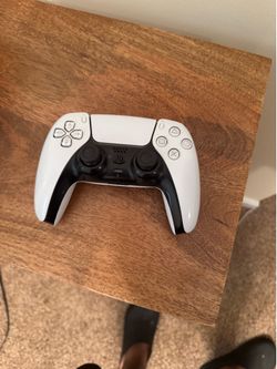 PlayStation 5 controller