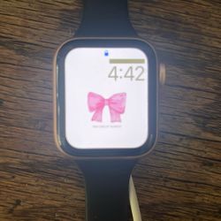 Apple Watch SE Series 4 