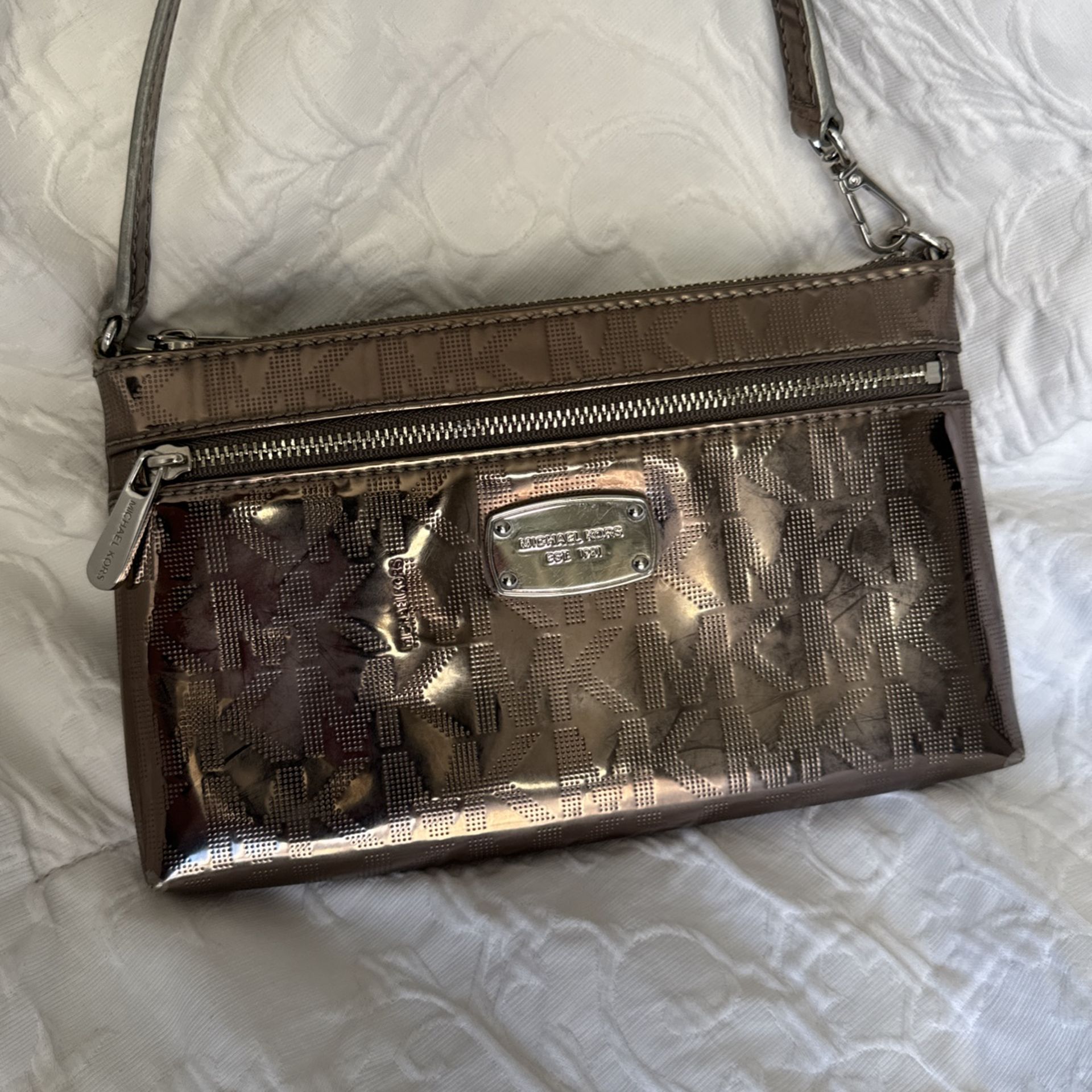 MK Michael Kors Clutch