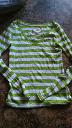 Hollister shirt